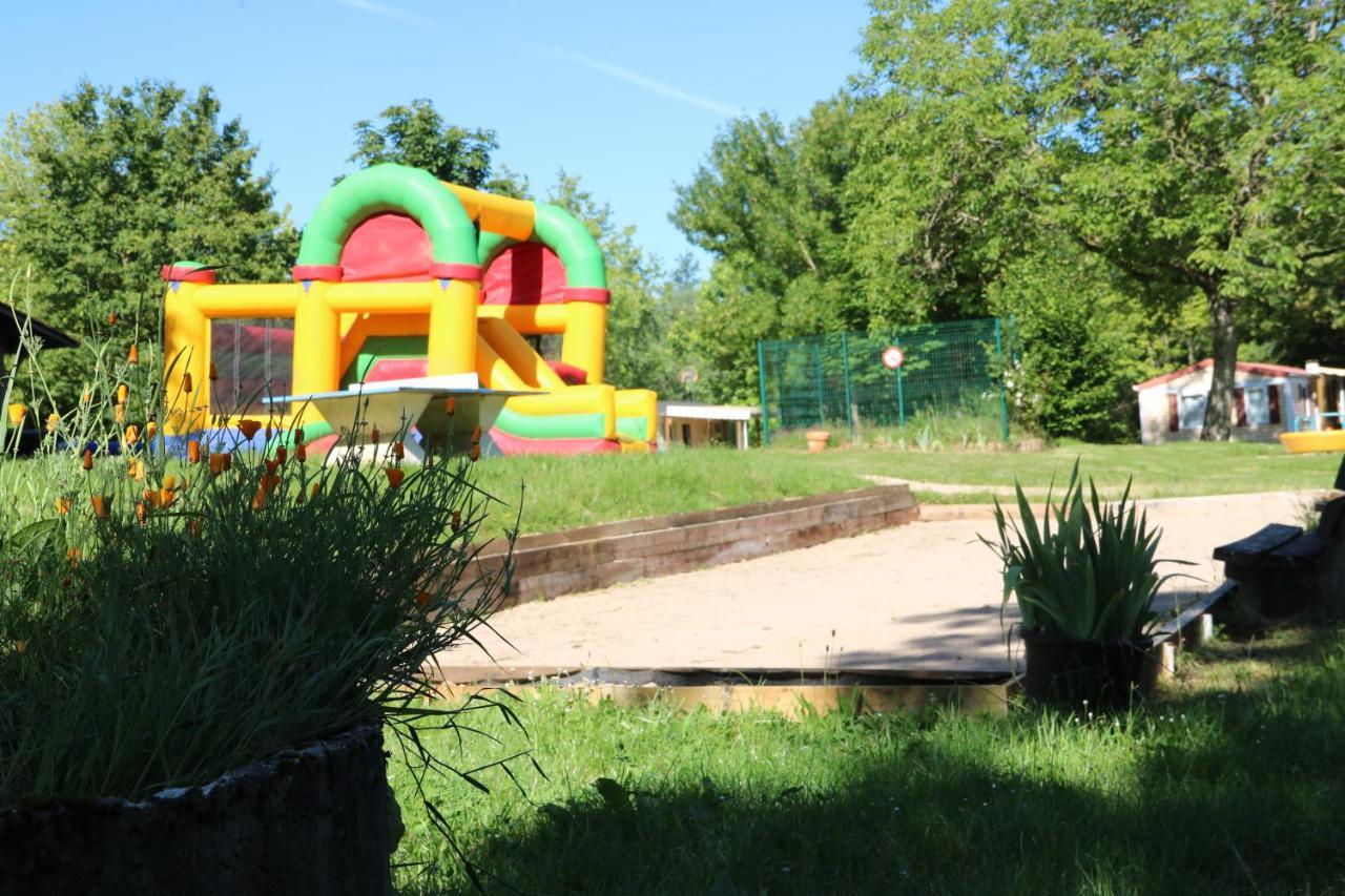 Camping Domaine De Mepillat Saint-Nizier-le-Bouchoux ภายนอก รูปภาพ